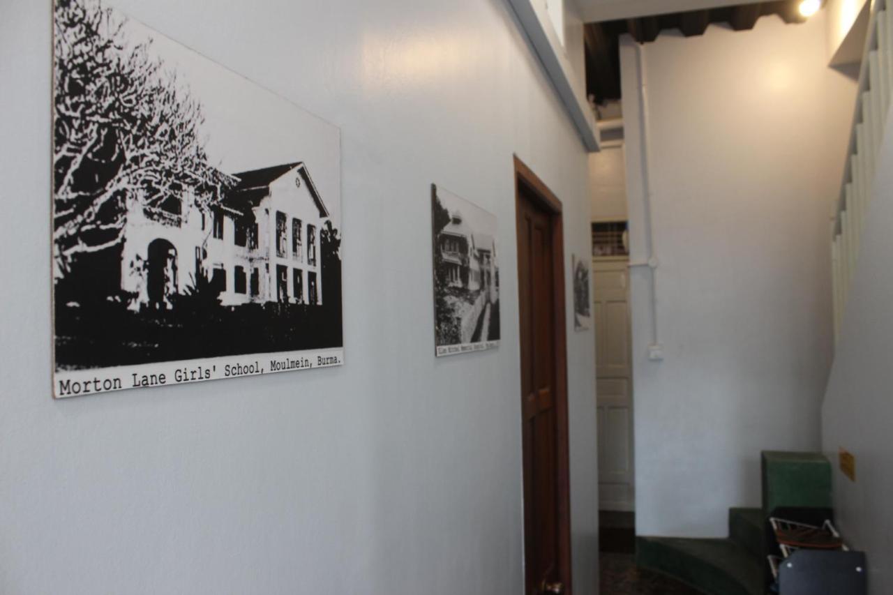 The Old Moulmein Hostel Dış mekan fotoğraf